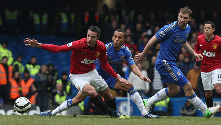 Chelsea v Man United: Van Persie and Bertrand