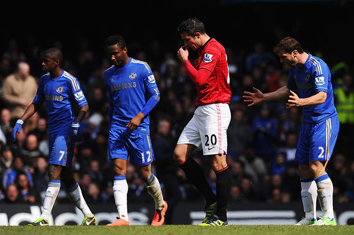 Chelsea v Man United: Robin van Persie