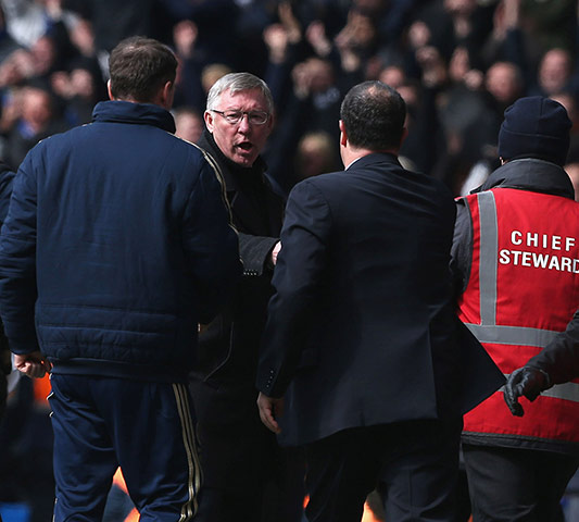 Chelsea v Man United: Ferguson and Benitez