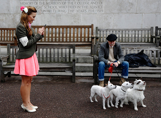 http://static.guim.co.uk/sys-images/Guardian/Pix/pictures/2013/4/14/1365942541417/London-England-A-woman-ph-013.jpg