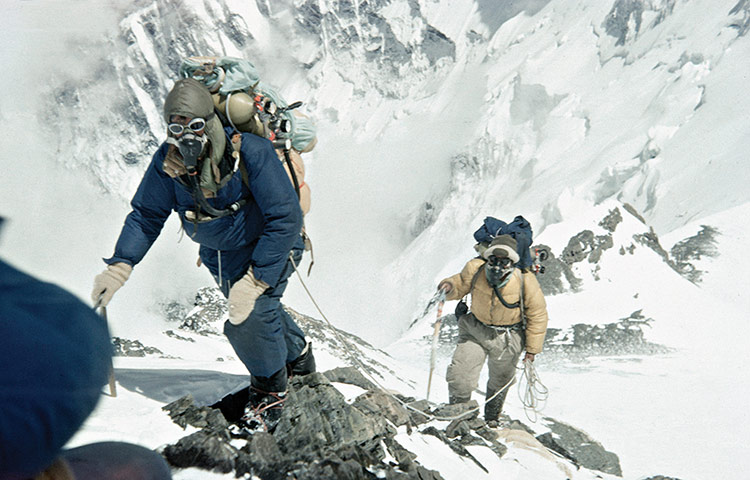 everest: Edmund Hillary and Tenzing Norgay approaching 28-000 feet