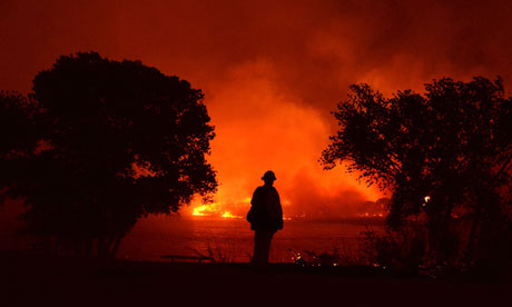 Residents evacuated as wildfires blaze in California and New Mexico ...