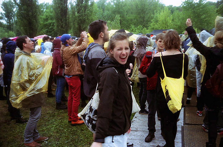 XX In Berlin: Rainy fans