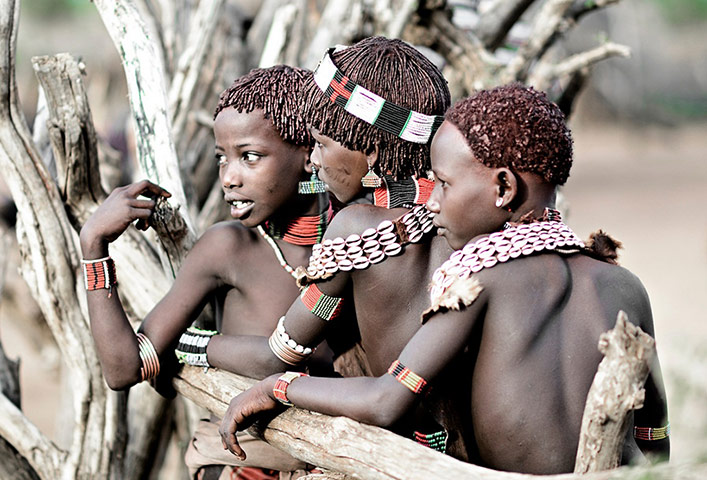 May photo comp: three young Hamer girls