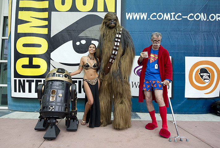 Comic-con: People in an eclectic collection of costumes