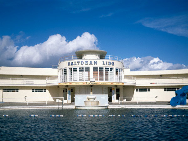 swimming pools: Saltdean Lido pool, East Sussex