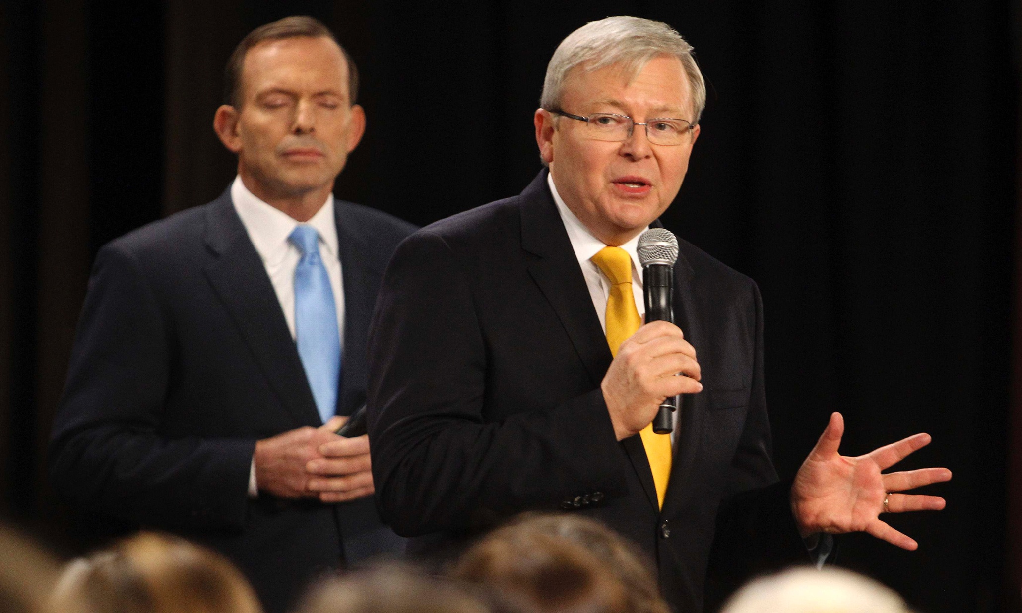 Election Debate Live Kevin Rudd V Tony Abbott In Brisbane As It