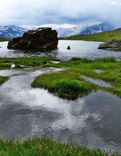 GreatSummerPhotos: Mountains in the rain