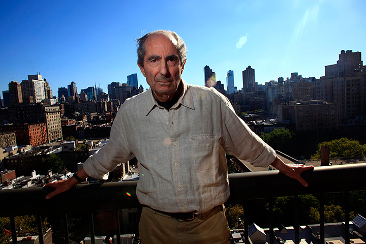 Readers' 10: photo of author Philip Roth in New York