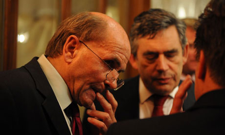 Roger Alton with Gordon Brown in 2007
