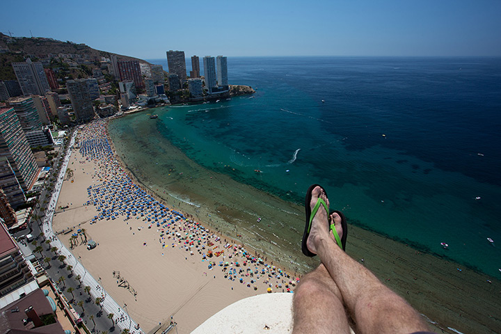 http://static.guim.co.uk/sys-images/Guardian/Pix/pictures/2013/9/2/1378129044658/Above-Benidorm-Spain-019.jpg