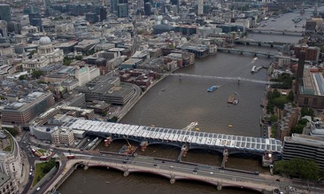 Iconic image of Blackfriars Solar-powered Bridge