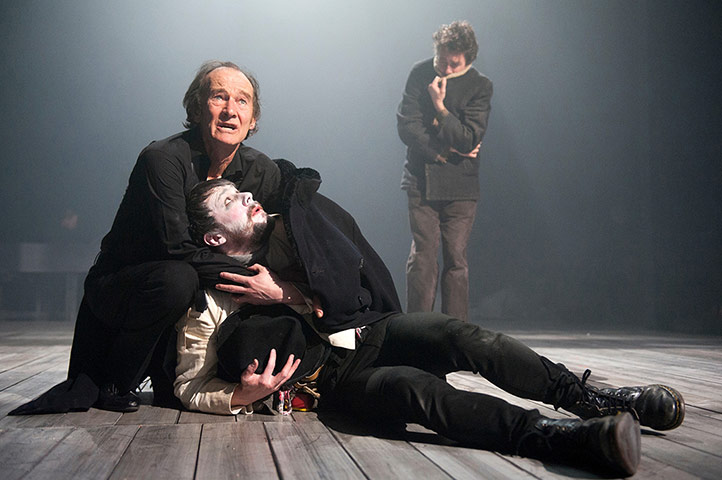 King Lear: David Hayman as Lear and Owen Whitelaw as the Fool in the Citizens theatre 