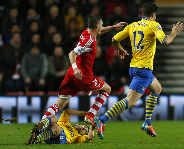 Tuesday's games: Mathieu Flamini sent off