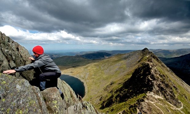 Britain may not have anything that compares to the Hua Shan plank walk, but there are still some pretty hairy hikes to be had in the peaks. Striding Edge is a notorious scrambling route on top of mount Helvellyn in the Lake District. The climax of the hike involes a walk along a narrow path 863m above sea level. Traversing the ridge during winter, is an even more dangerous undertaking and requires an ice axe and crampons to make it across safely.