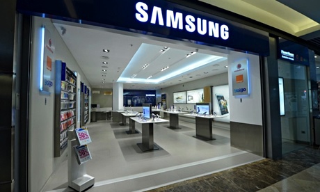 Samsung-trial-store-in-Sp-008.jpg