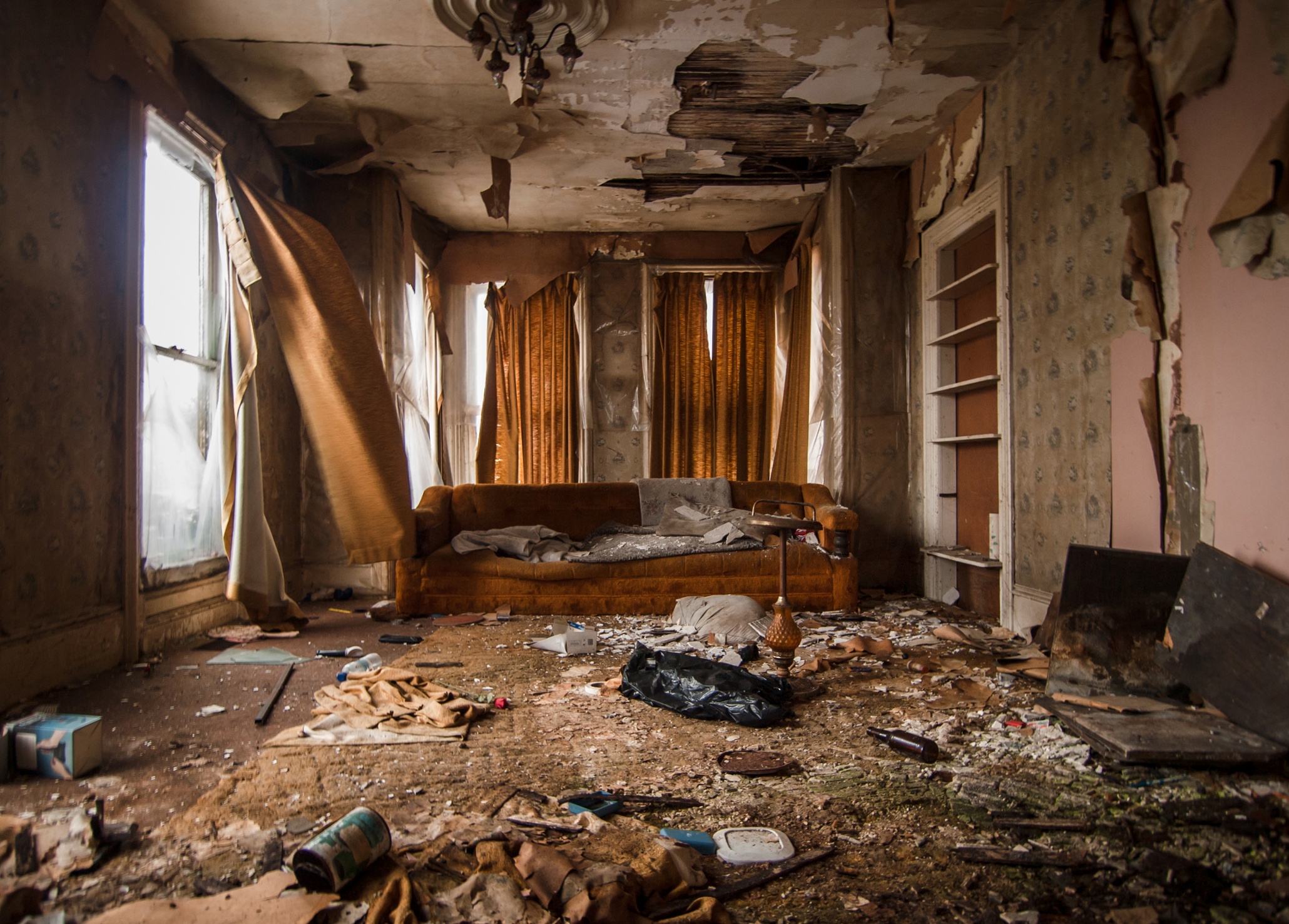 Haunting Homes Ohios Abandoned Country Houses In Pictures Art And