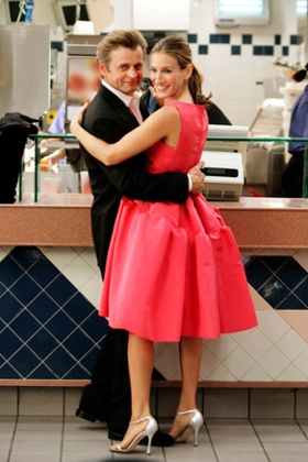 Sarah Jessica Parker in OdlR dress