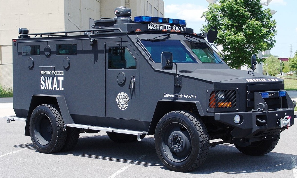 wisconsin-police-send-armoured-vehicle-to-collect-fine-from-75-year-old