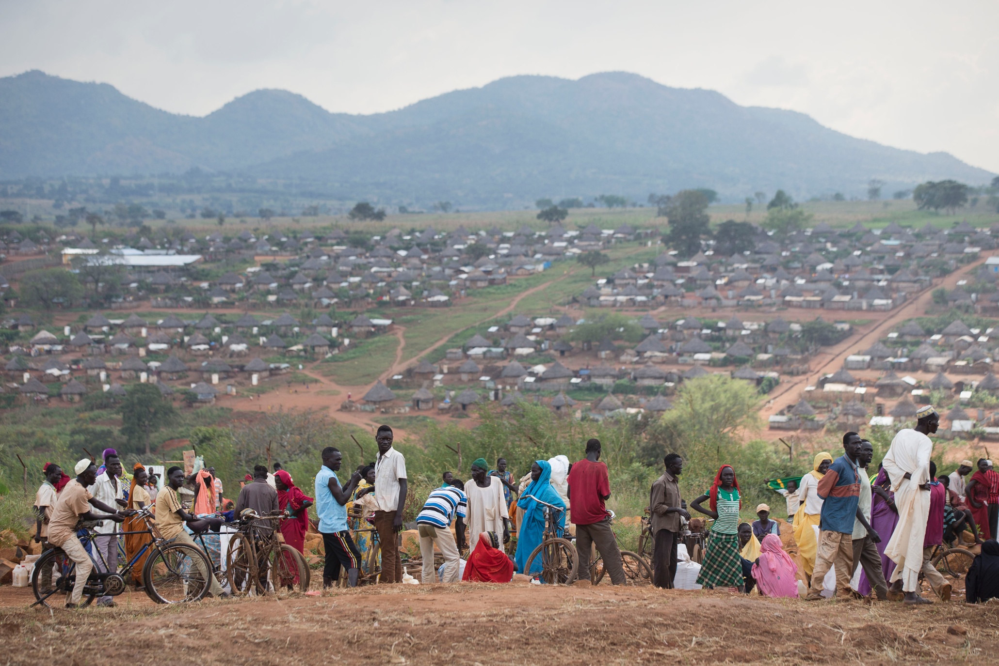 ethiopia-s-refugee-camps-swell-with-south-sudanese-escaping-war-in