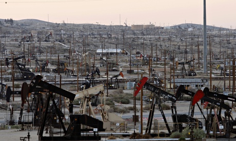 http://static.guim.co.uk/sys-images/Guardian/Pix/pictures/2014/11/9/1415539959340/Fracking-In-California-005.jpg