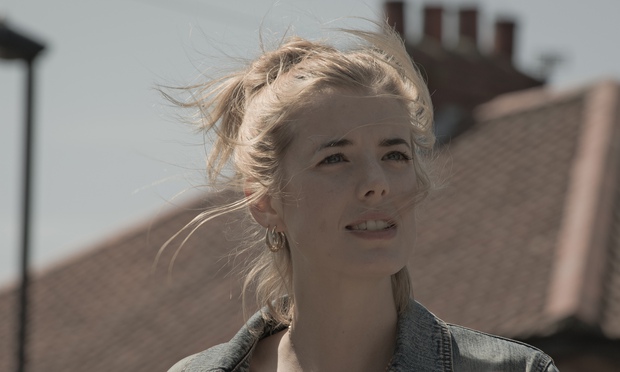 Electricity Review – Agyness Deyn Fails To Spark In Film Debut Film