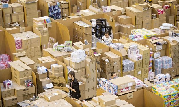 Amazon sellers hit by nightmare before Christmas as glitch cuts prices to 1p