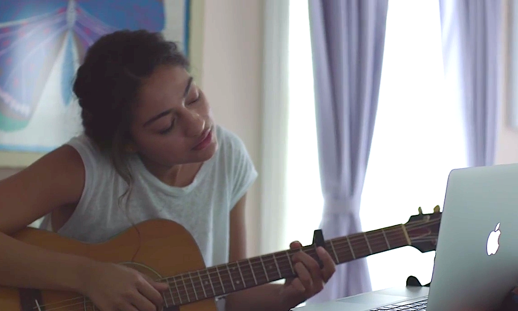 The Apple Christmas TV ad may be sweet, but it leaves a bad taste