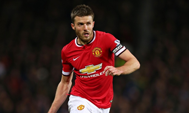 Manchester United’s Michael Carrick is lauded by Louis van Gaal