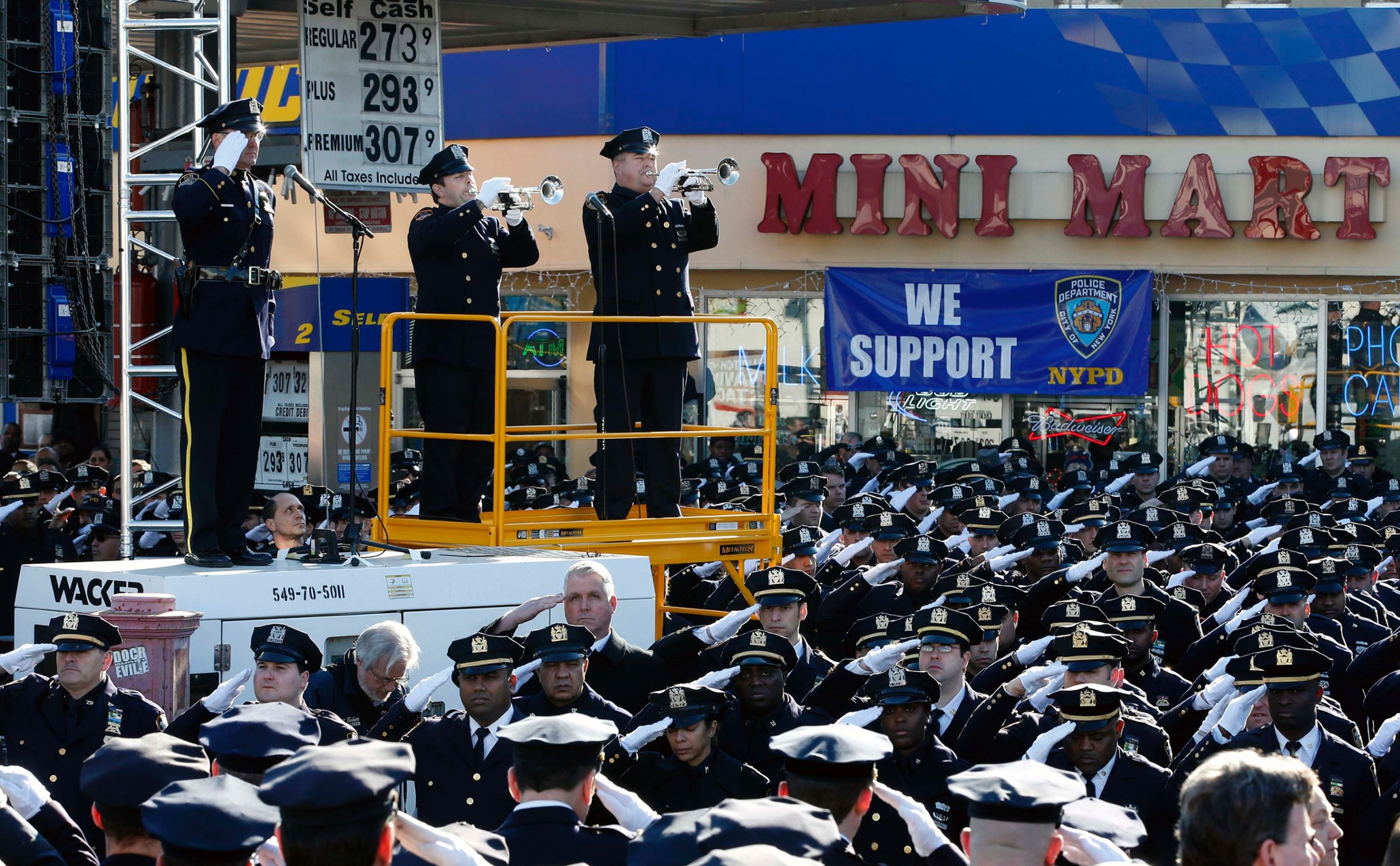 Thousands attend funeral of NYPD officer Rafael Ramos in New York – in pictures