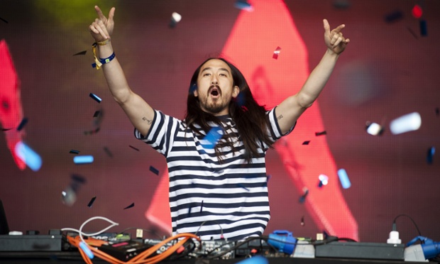 Steve Aoki sued for 'breaking a fan's neck' while crowdsurfing in a dinghy