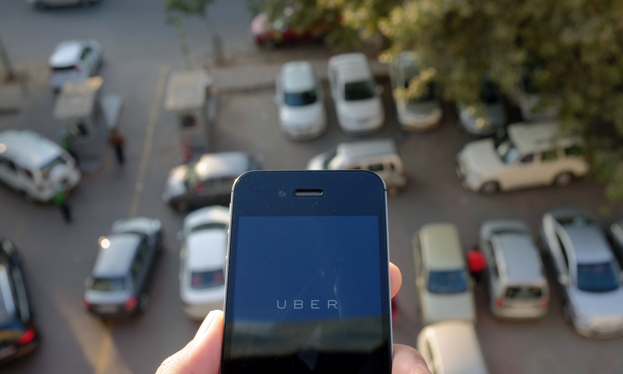 City of Portland sues Uber in bid to shut taxi service down