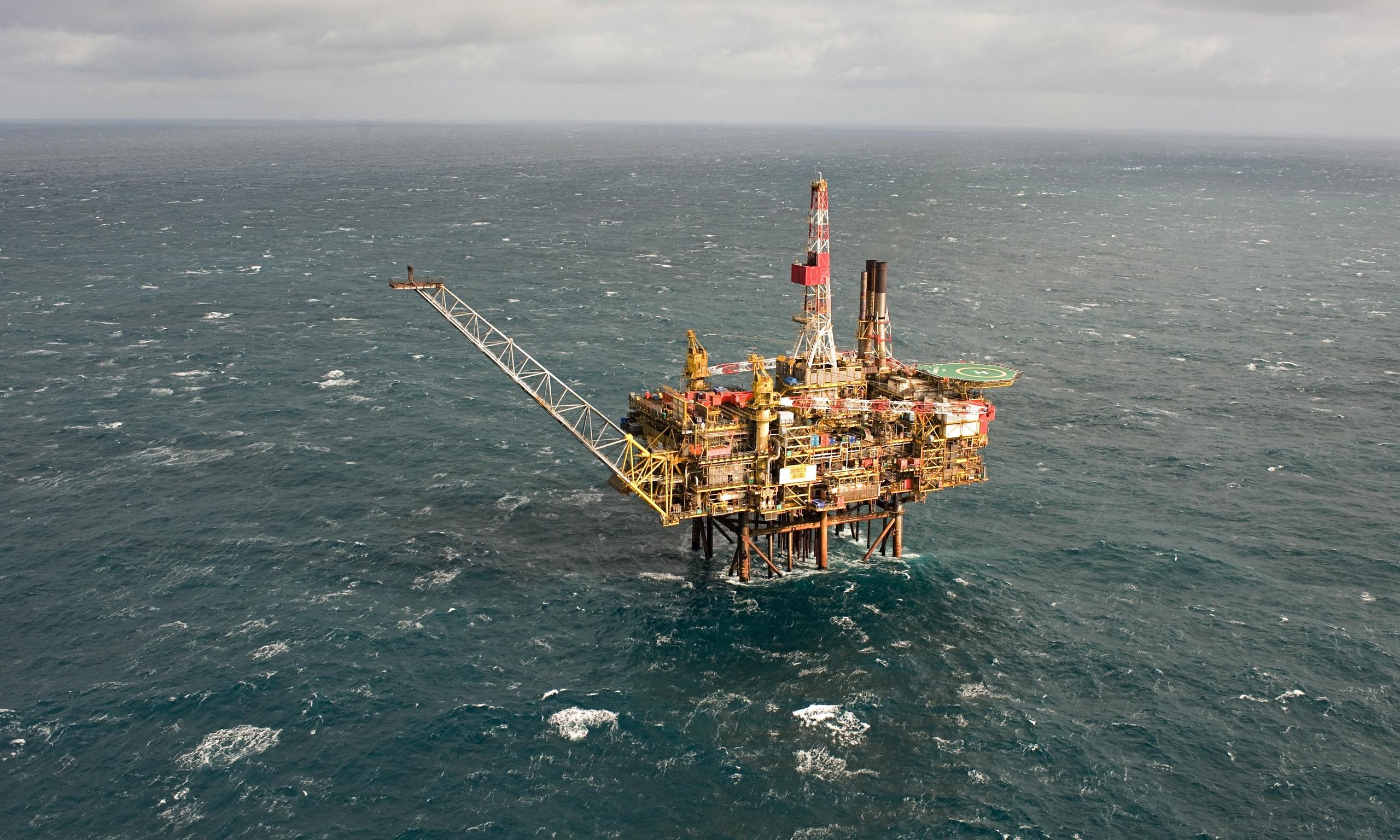Shell To Sell Three North Sea Oil Assets Business The Guardian
