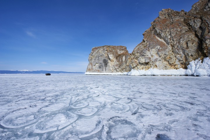 Picture quiz: lakes: Image three