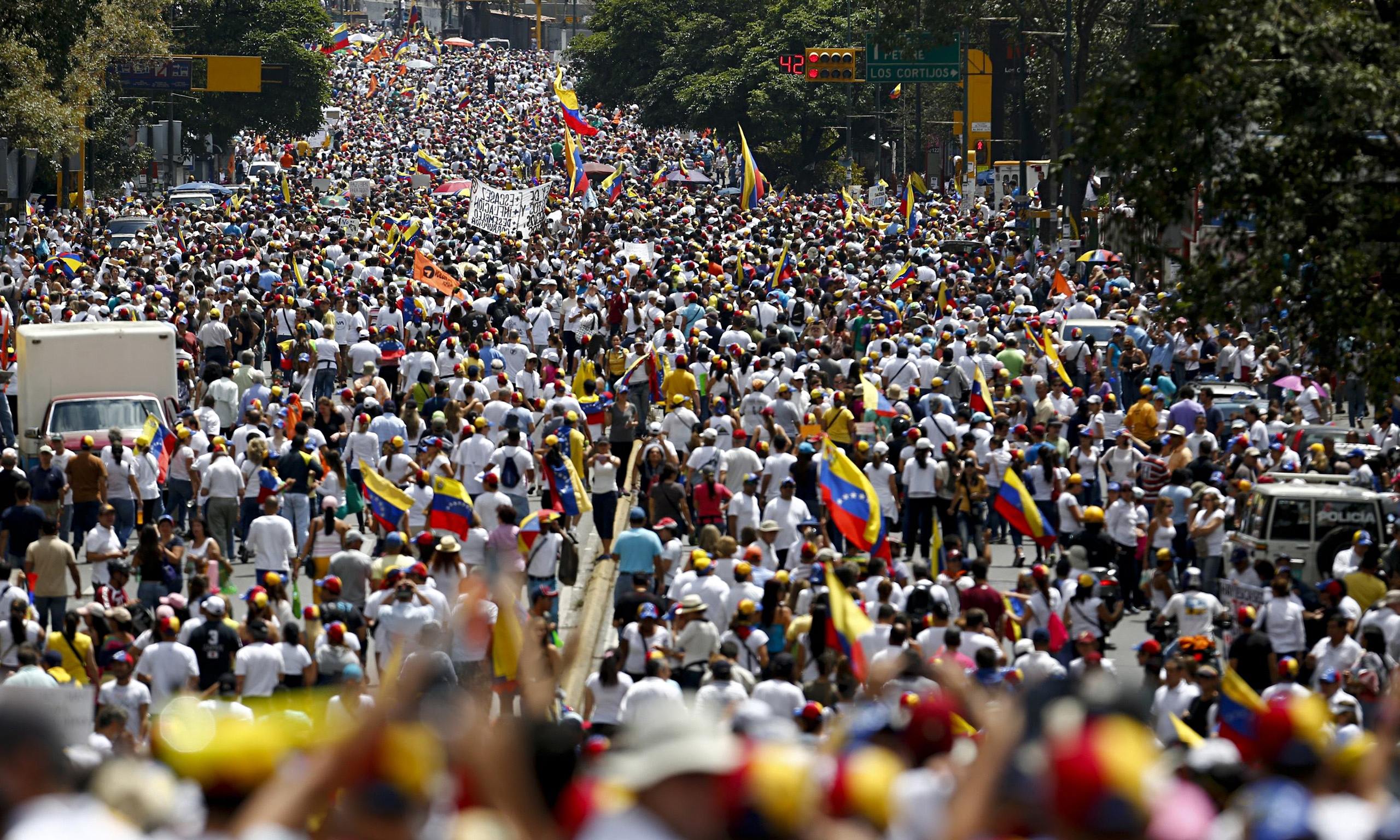 Venezuelans On Streets Again As Protest Leader Awaits Trial World News The Guardian 