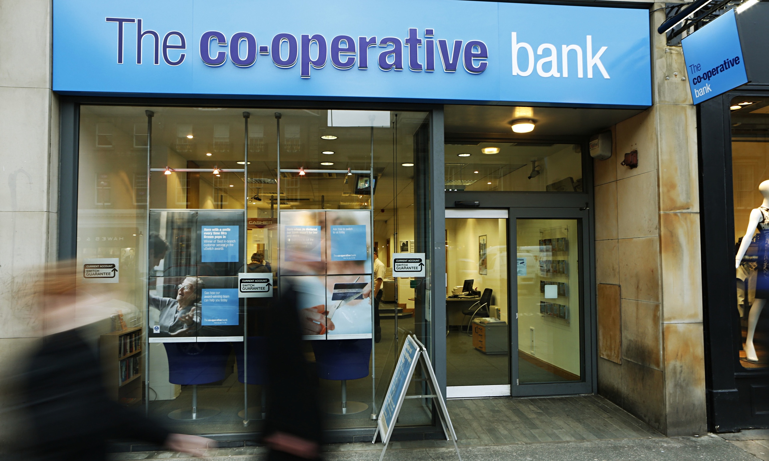 co-operative-bank-attempts-to-win-back-customers-with-golden-hello