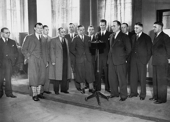 footballers singing: 1932 Cup Song Recording