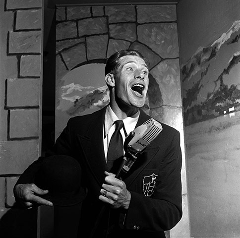 footballers singing: Ted Ditchburn