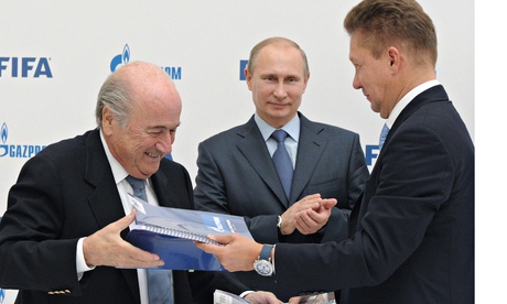 O presidente da Fifa, Joseph Blatter, visita a Rússia