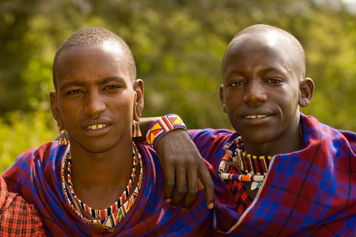 Pic quiz - national dress: Image four