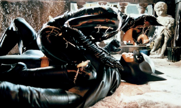 Michelle Pfeiffer & Michael Keaton in 'Batman Returns' (1992). Directed By Tim Burton.