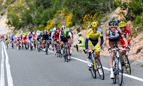 Luka Mezgec wins fifth stage of Volta a Catalunya after bunch sprint