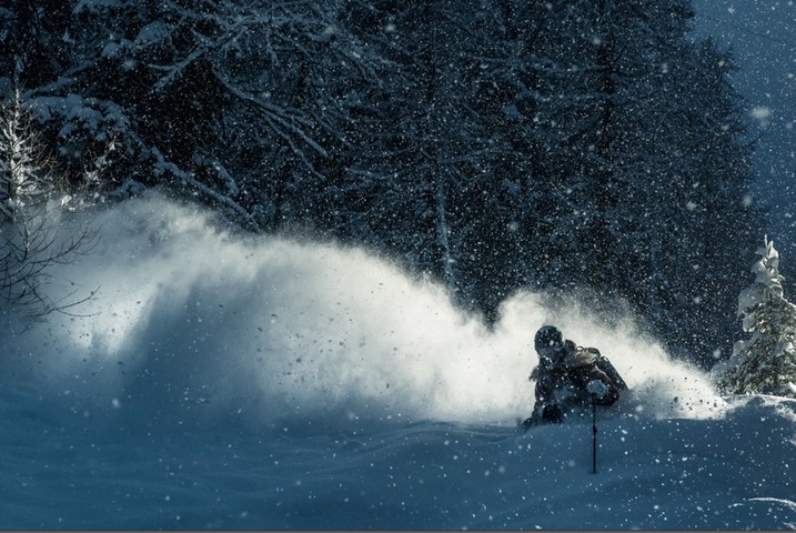 Killer Loop Click: Deep powder at night 