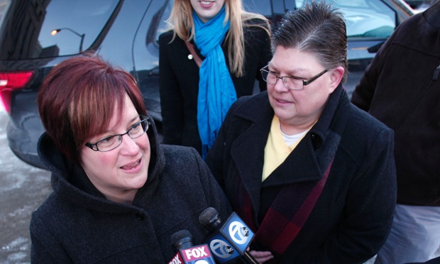 Lawyers fire opening salvo in defining same-sex marriage supreme court case