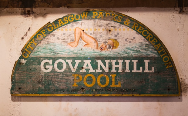 Sign for the pool in Govanhill baths.