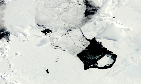 In early November 2013, a large iceberg separated from the front of Antarctica   s Pine Island Glacier. It thus began a journey across Pine Island Bay, a basin of the Amundsen Sea. The  ice island, named B31