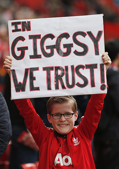 United v Norwich: Giggs fan