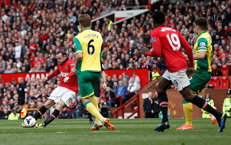 Tom Jenkins United: Wayne Rooney slips but still scores the 2nd goal