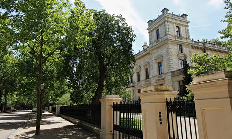 Kensington Palace Gardens.
