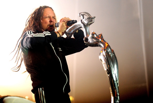 Jonathan Davis of Korn performs with a microphone stand designed by HR Giger.